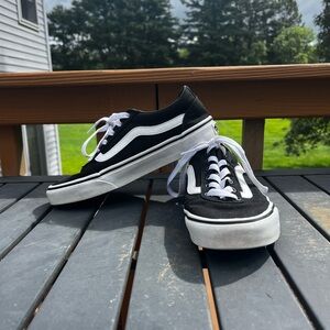 Vans Old Skool Black and White Women's Sneakers